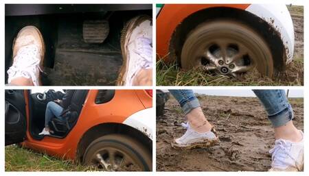 Sexy girl in Puma sneakers got her Smart stucked hard in deep mud