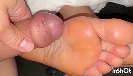 Feet Cumshots Compilation (by Jossie Fox) P7