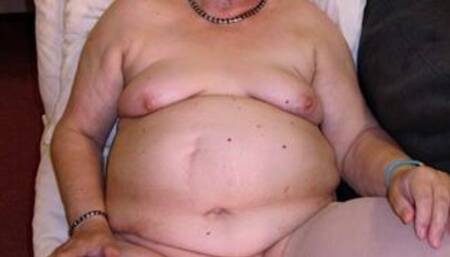 OMAGEIL Old pussies in action