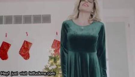 anal all he wants for xmas is to fuck his stepmom