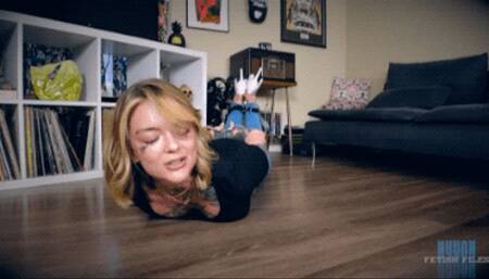 Madeline Arrested In Tight Blue Jeans HD 720p MP4