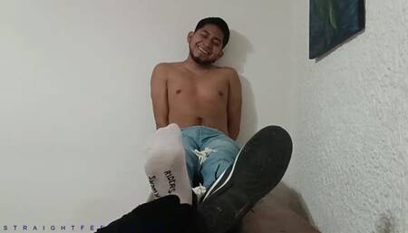 COSQUILLAS EN LOS PIES A TIMON