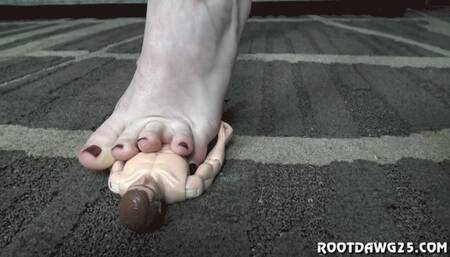 Kitty in Stinky Foot Stomp 1080p MP4