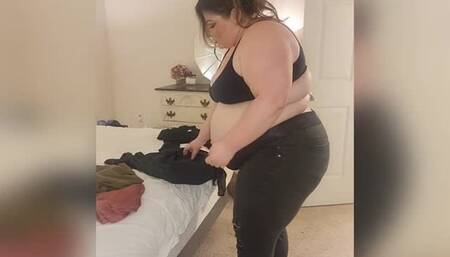 Trying on clothes to go on a date with you!