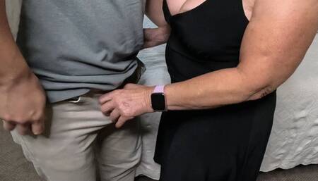 I give a WEBCAM FAN my ASS!