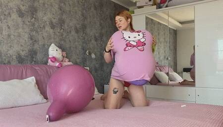 Balloons stuffing with BIG BELLY and BOOBS 2 Sit2Pops!