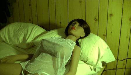 Zoey finds a home (HD)