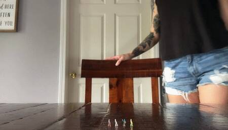 A Giantess's Rendition of The Most Dangerous Game