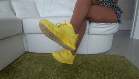 wiggling my toes in yellow soft sneakers Wd