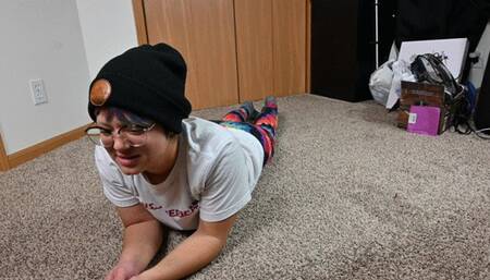 Dylan poses for ballbusting worship (720)