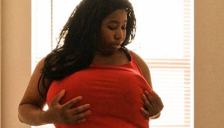 Sexy Goddess Inflates Breast 4K smaller