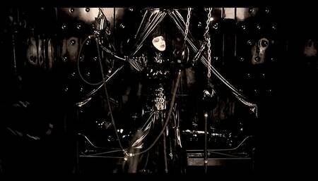 Fantastic Latex Goddess And Her Adorable Fetish Of Black Rubber