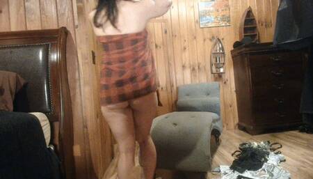 towel humping stepsister gives joi