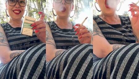 Chain of two NEWPORT in the park - Deep Inhales, Mouth Inhales, Mouth exhales, Crush, Red lipstick, Long red nails