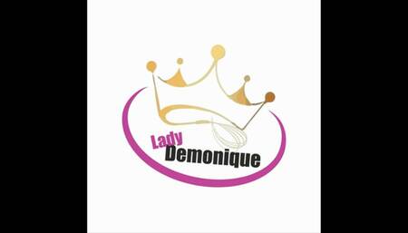 LADY DEMONIQUE - PANTYHOSE TRAMPLING -