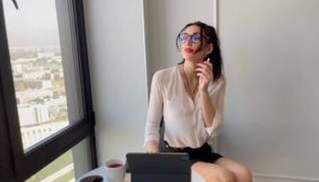 Hot MILF secretary sucks like it's the last time