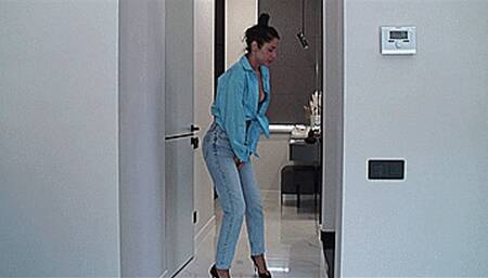 Wet diaper in jeans (1920x1080 HD) MOV