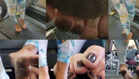 Dirty soles feet