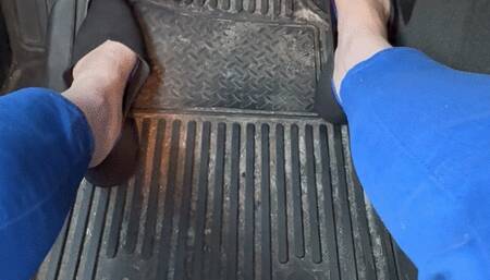 Trixie Love Pedal Pumping in Rothy’s point flats