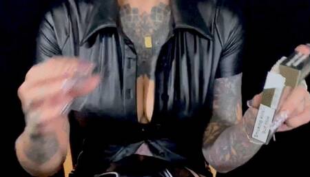 Leather Loving Fingerbang!