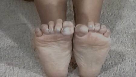 Brittany Andrews Toes And Soles Screen Size 720x480 MP4