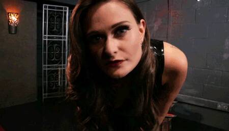 Selfie For Her Stepmom: Dildo Fucking in Leather! STANDARD DEF