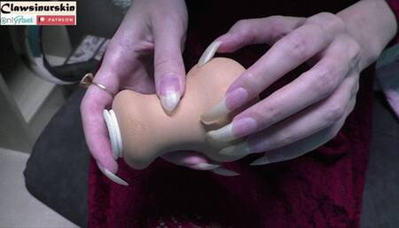 nails scratching ceramic