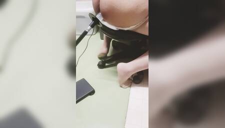 Xiao Niuzi Was Humiliated by Various Props