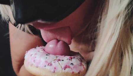 I Told My Dumb Stepsis How to Use a Donut.