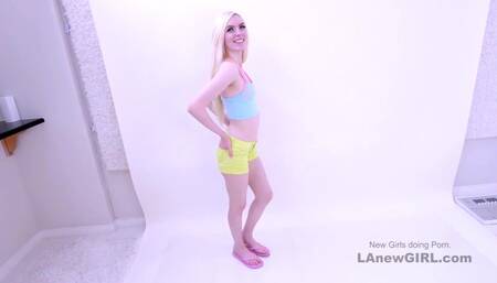 Hot girl has strong orgasm getting fuckd