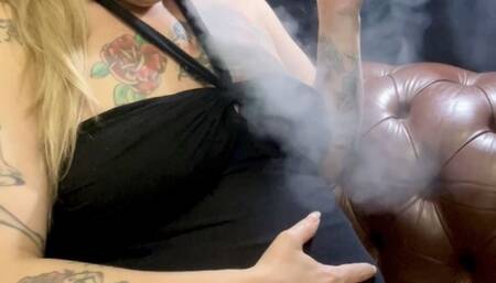 Winston 100s - Pregnant veteran smoker showing her love for nicotine - Deep Inhales - Long drag