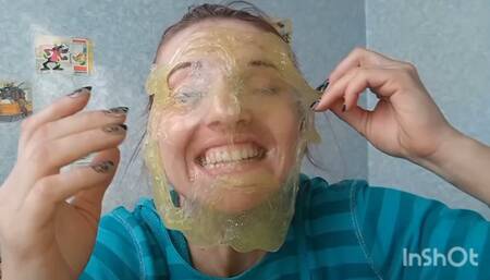 An alien mask has enslaved my face!