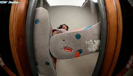 Enjoy the bottoms of her trashed flip flops - MP4