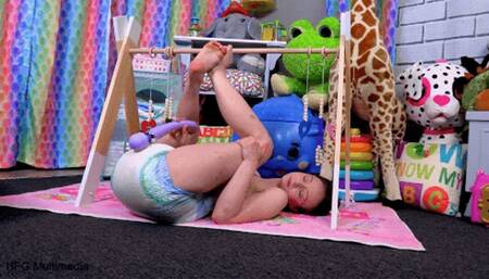 Ella Raine: I Love Wet Diapers - mp4 sd