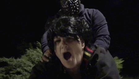 VAGABUNDO FOLLANDO CON MILF