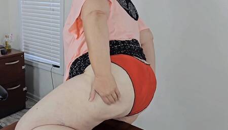 BBW SSBBW- I can’t believe the perverted guy was watching my big fat ass from inside his car -kinky hijab POV, ass worship (big butt, big booty, big ass, huge ass, big tits, big boobs, massive ass, big fat pussy, Big Ass White Girls, Fat Ass White Girl, B