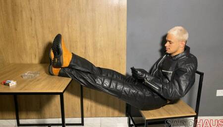 Jealous Ex-Boyfriend Mummifies And Milks His Cute Asian Ex