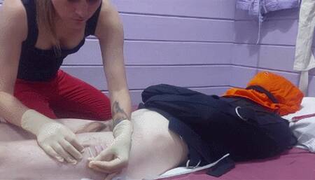 Needles, wax and facesitting edging (WMV)