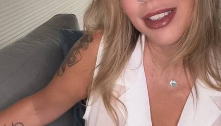 Elle Lyon is going to have her best friend's son cum for her