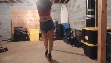 stripper has pants wetting accident