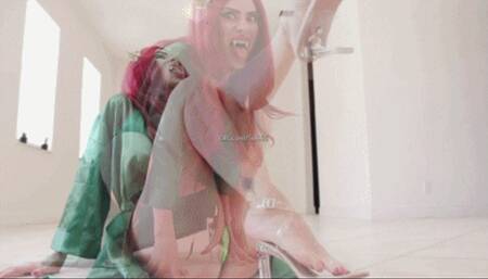 Poison Ivy is D---LY NIGHTSHADE