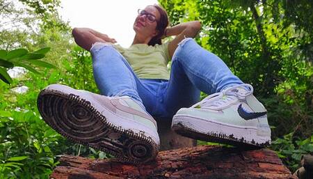 Muddy Outdoor Nike AF1 Worship (mkv)