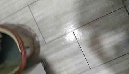Hot Mom Nikita Shaves Her Sexy Feet and Complains About Bad Boss