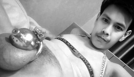 Me Horny...Want to Cumstoot