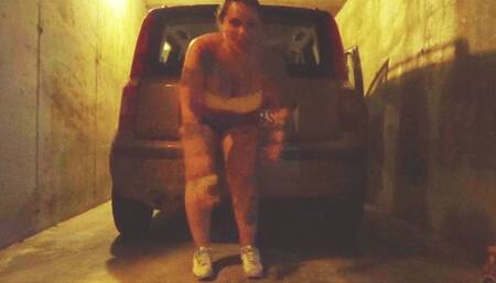 CAR BOUNCING IN THE MOONLIGHT