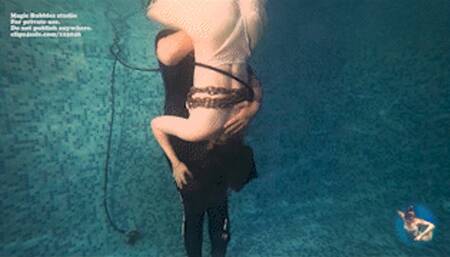 961 Helen and Aoro_A dive master and a slutty girl-720