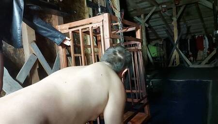 Blackcat and Faith secured slave in cage