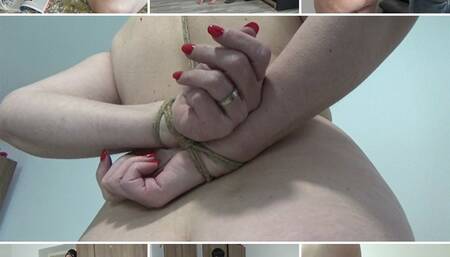 Mine tied or cuffed hands for my Carmen 30