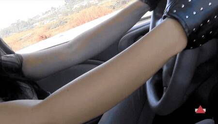 Car broke down so I found a Harley to Pedal Pump (Full video)