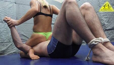 Antscha schoolgirlpin training